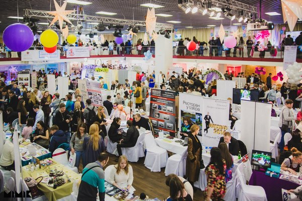 Выставка «В Центре Свадебных Скидок»
11 сентября и 6 ноября (с 11.00 до 18.00)
АЗИМУТ Отель Санкт-Петербург, Лермонтовский пр. 43/1
323-31-82, 8-965-033-89-55